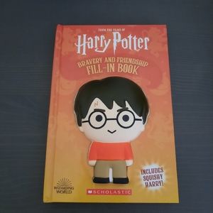 Harry Potter Bravery & Friendship Fill-In-Book